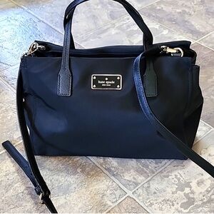 Kate Spade purse with optional crossbody strap. EUC
